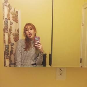 Meet your Posher, Alexandra